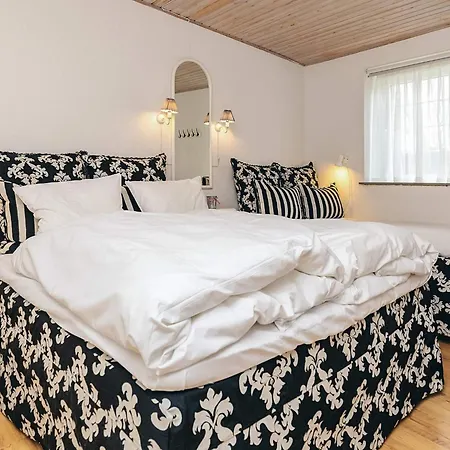 Cosy For Family In Brovst